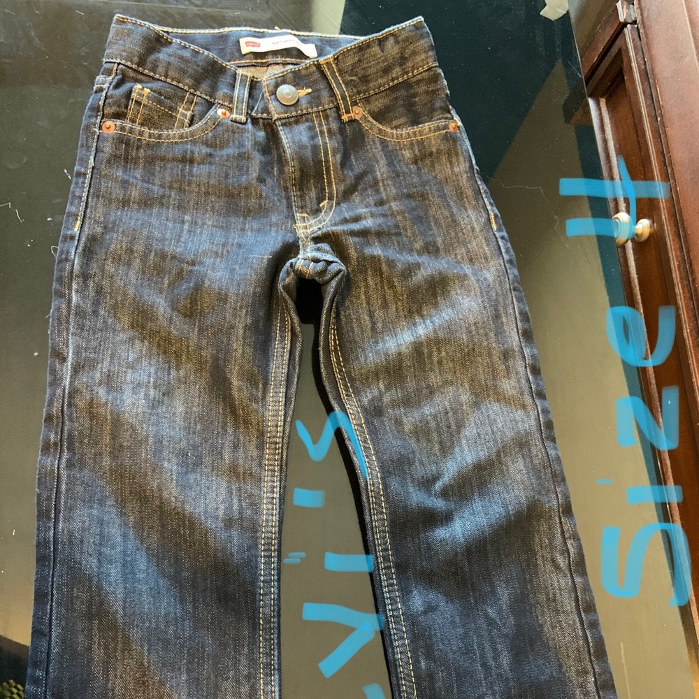 Levi's